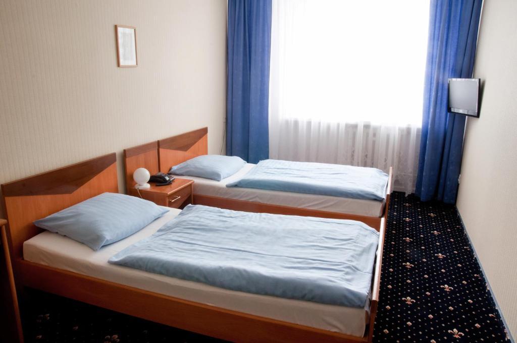 Hotel Naramowice ポズナン 部屋 写真